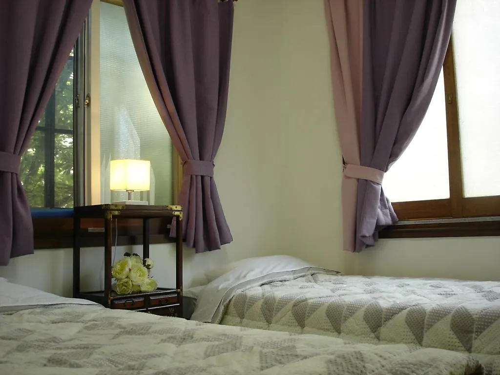 Icos Guesthouse 2 For Female Сеул Южная Корея