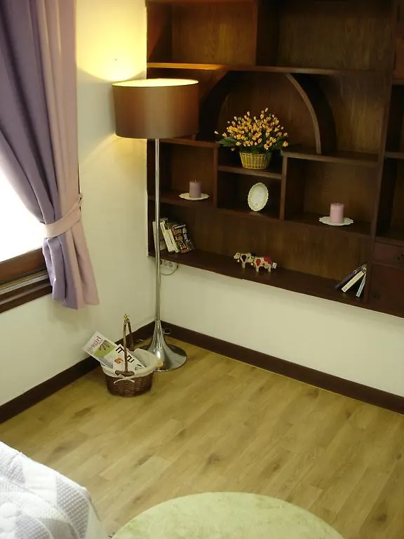 Icos Guesthouse 2 For Female Сеул