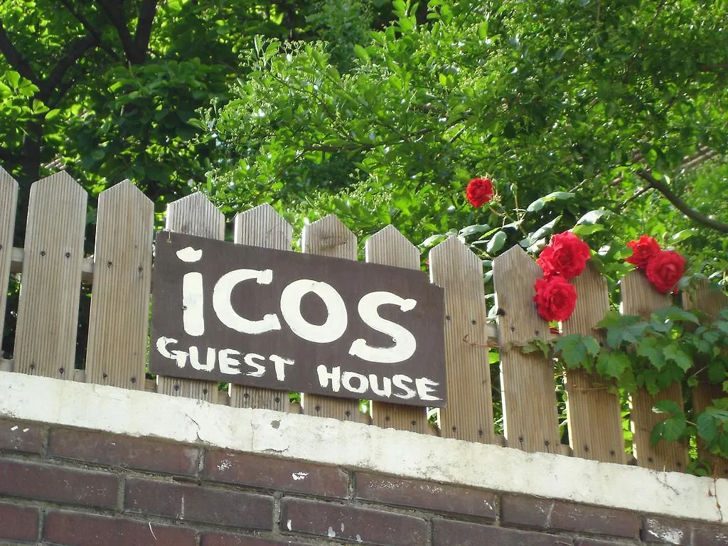 Гостевой дом Icos Guesthouse 2 For Female Сеул